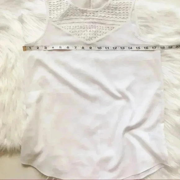 Banana Republic White Sleeveless Tank - Picture 5 of 6